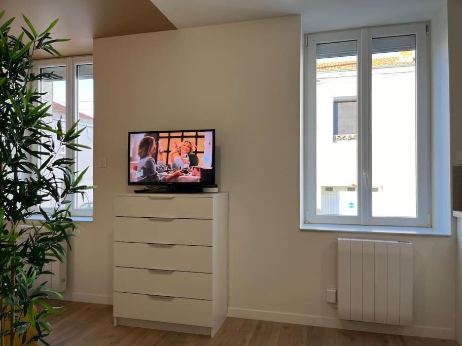 Ferienwohnung L'Ile De Bali, Sejour En Couple Ou Famille Roanne Exterior foto