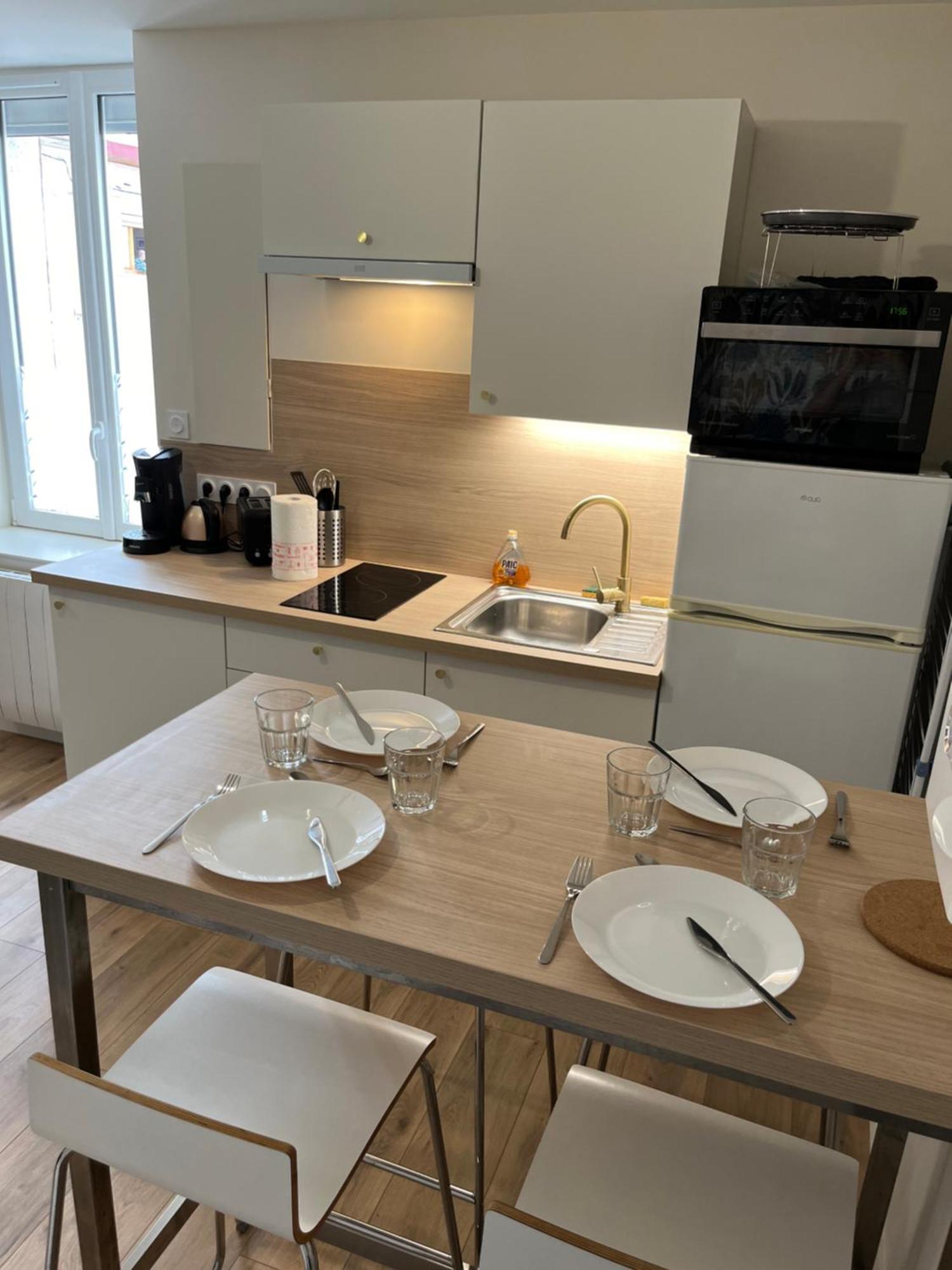 Ferienwohnung L'Ile De Bali, Sejour En Couple Ou Famille Roanne Exterior foto
